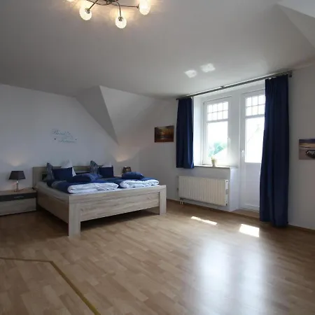 On The Beach, Schwerin Apartment *